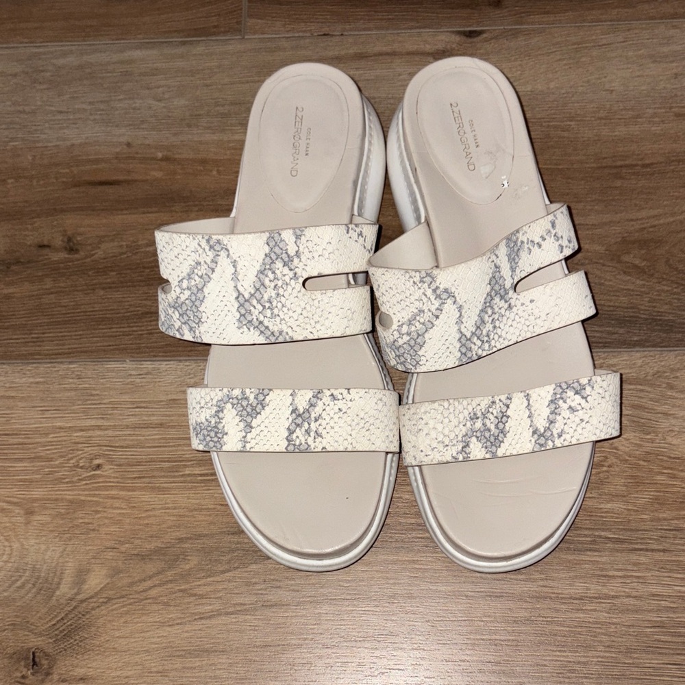 Cole Haan Zero Grand slot slide, size 9 1/2